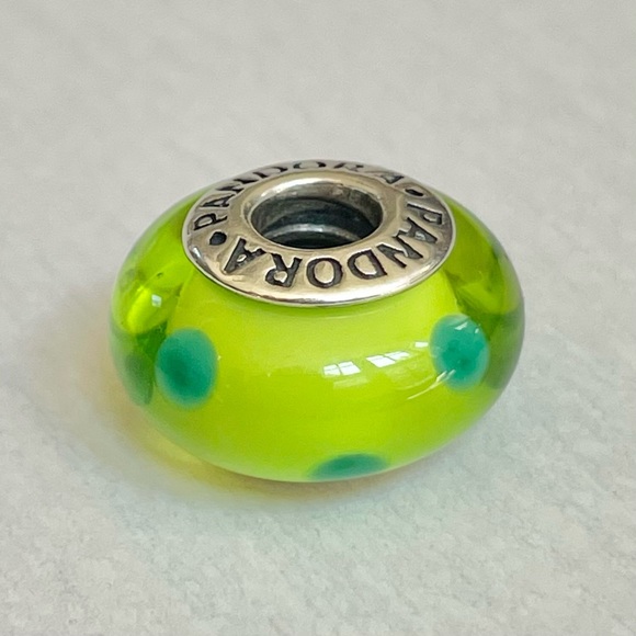 Pandora Retired Pandora Green Polka Dot Murano Charm - Picture 6 of 6